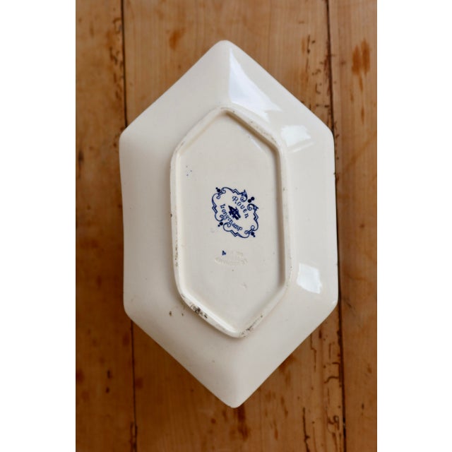 Ivory Antique Ironstone Gravy Boat from Longchamp, 1890s For Sale - Image 8 of 10