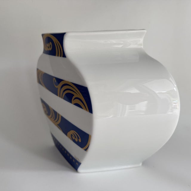 Ceramic Vintage German Vase by Tadao Amano for Rosenthal Studio Line, 1995 For Sale - Image 7 of 8