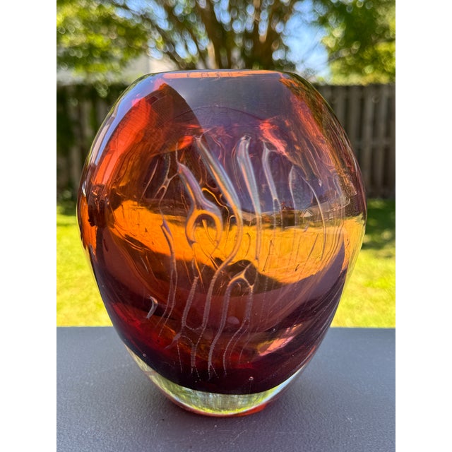 1980s Iridescent Sparkle Air Trap Bubble Vein Art Glass 6.5" Vase Signed '80 For Sale - Image 6 of 18