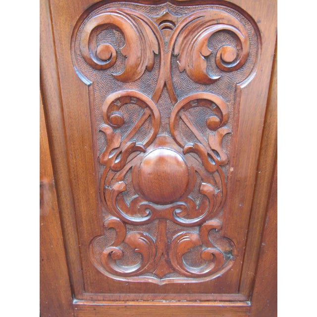 English 1900s Art Nouveau American Red Walnut and Burl Walnut Sideboard Buffet For Sale - Image 6 of 9