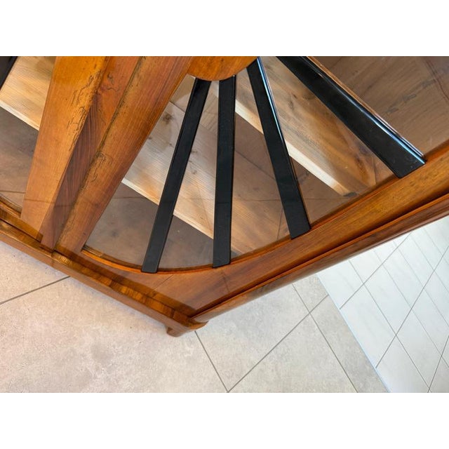 Brown Biedermeier Sun-Shaped Display Cabinet in Walnut For Sale - Image 8 of 12