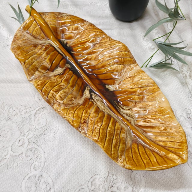 Maurice of California 1950s Gold Leaf Tray Mid Century Modern Ceramic Banana Leaf Platter 20” For Sale - Image 13 of 14
