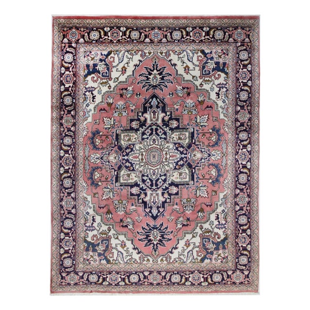 Middle Eastern Hand-Knotted Heriz Rug For Sale