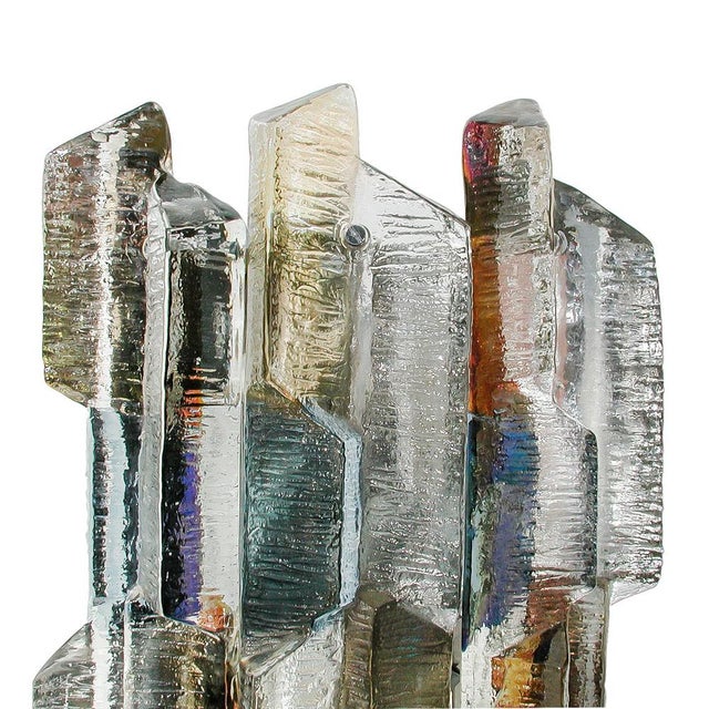 We are offering an extraordinary and very rare wall lamp by j.t. Kalmar for kalmar leuchten from austria, model ‘prisma’...