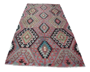 Turkish Vintage Kilim Rug - 4′11″ × 9′4″