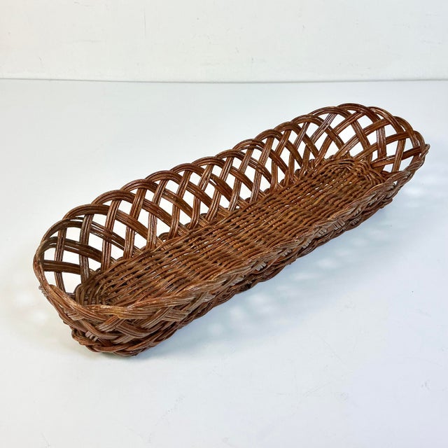 Rustic European Mid-Century Boho Chic Rustic European French Wicker Bread Basket For Sale - Image 3 of 9
