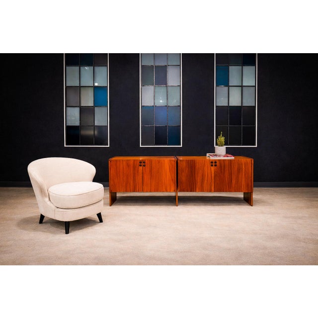 The model, titled “Concha”—Portuguese for shell—draws its identity from the gentle curvature of its enveloping backrest....