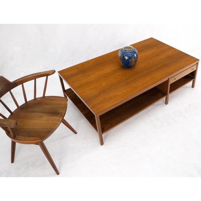 Mid-Century Modern Large Rectangle Walnut One Drawer Paul McCobb Coffee Table for Calvin 1960s For Sale - Image 3 of 13