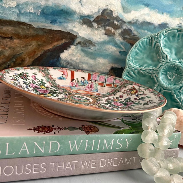 Rose Antique Porcelain Chinoiserie Rose Medallion Round Platter For Sale - Image 8 of 10