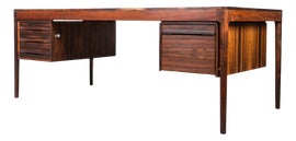 Example of Torbjørn Afdal Desks