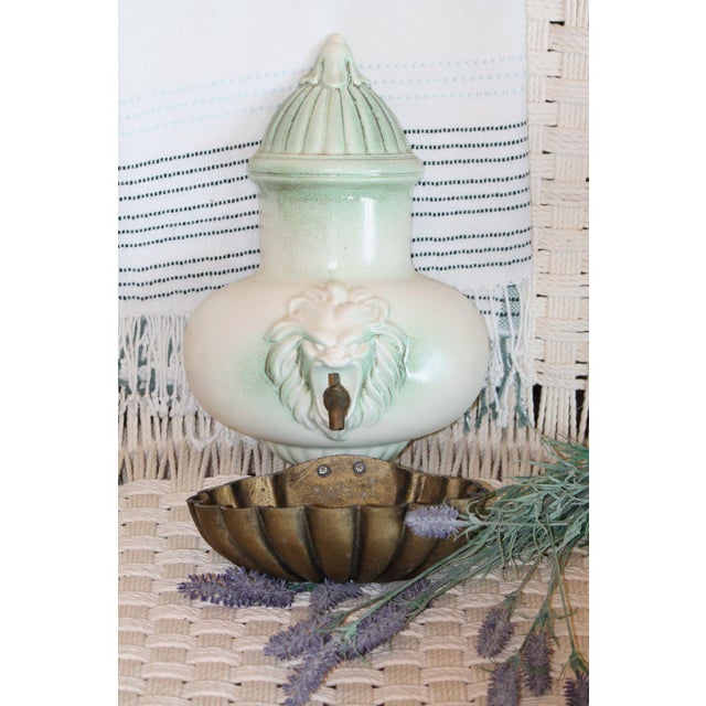 You need to see this every day in your house! In excellent condition, this Royal Haeger piece mounts on a wall and the...