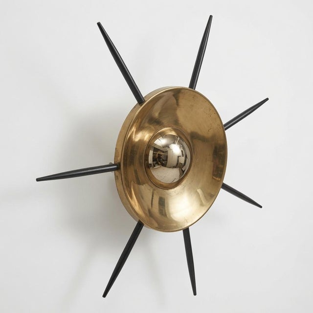 Metal Sun-Shaped Wall Light Sculpture attributed to Gio Ponti for Lumi, 1950s For Sale - Image 7 of 10