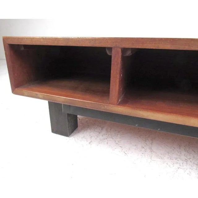 Wood 1960s Mid-Century Modern Cocktail Table by Drexel For Sale - Image 7 of 12