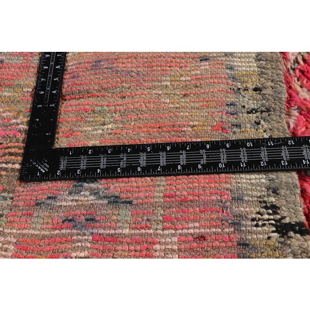 Textile Vintage Boujad Moroccan Rug, 05'11 X 10'10 For Sale - Image 7 of 10