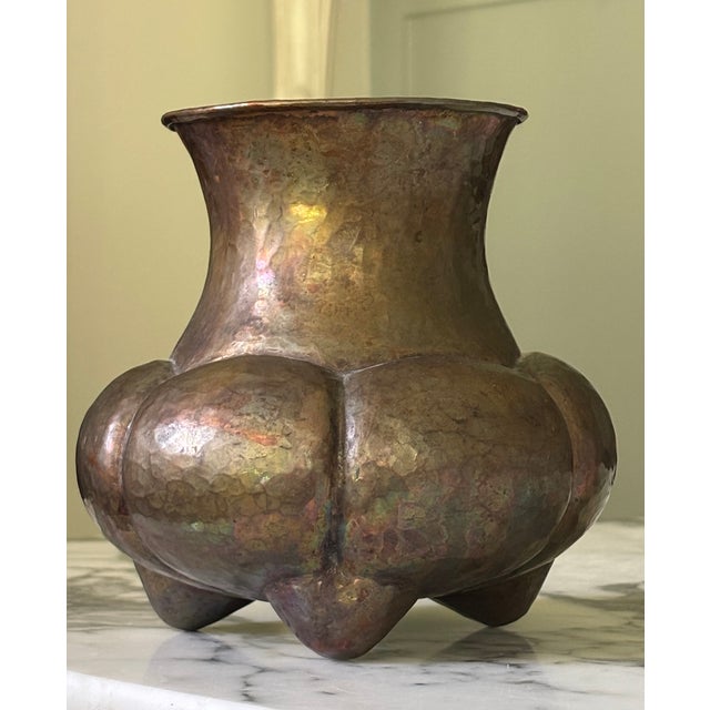 Mid-20th Century Mexican Hammered Copper Gourd Vessel / Vase For Sale - Image 14 of 18