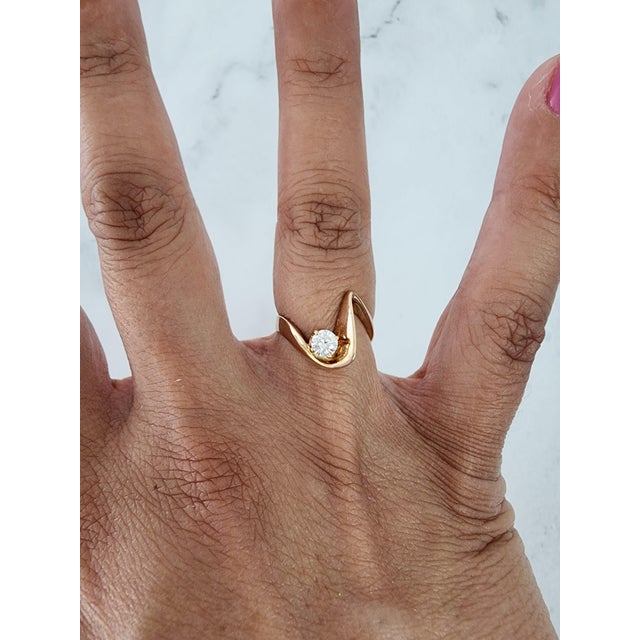 ♥ Product Summary ♥ Main Stone: Diamond Approx. Diamond Carat Weight: .25cttw Diamond Cut: Round Dimensions: 13mm x 9mm...