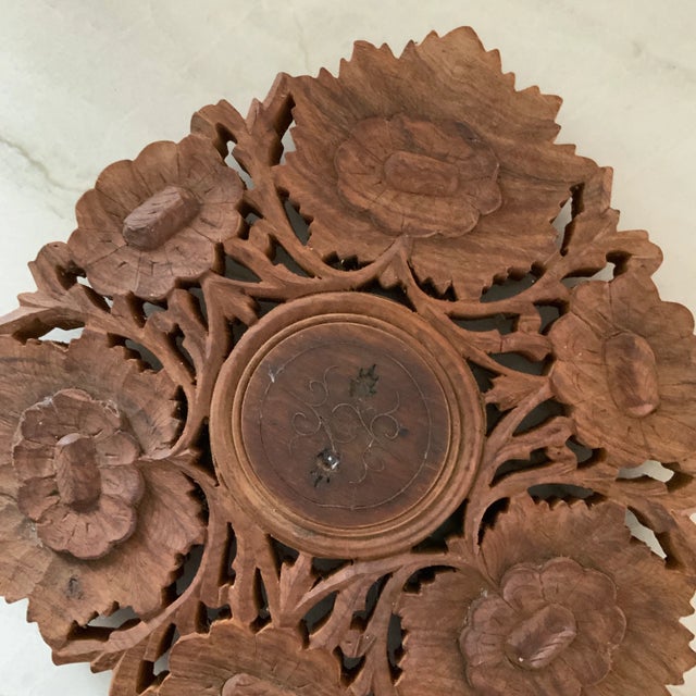 Early 20th Century Carved Indian Folding Floral Tabouret Drinks Table With Floral Medallion For Sale - Image 4 of 12