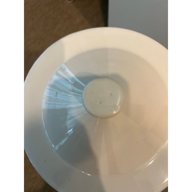 Contemporary Pair of 1990s White Large Ceramic Urns With Lids For Sale - Image 3 of 5