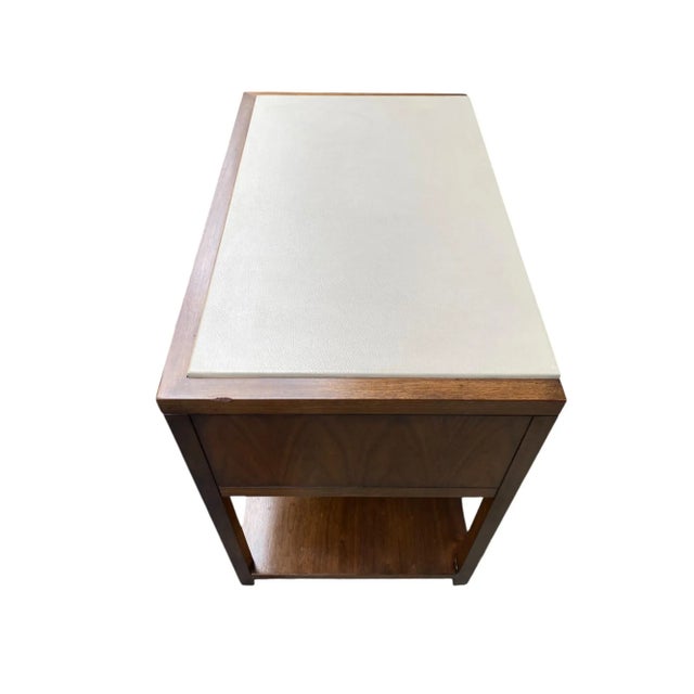 Quick Hits: Brand: Brownstone Furniture Style: Modern, Transitional Period: 21st Century Materials: Wood, Leather, Metal...