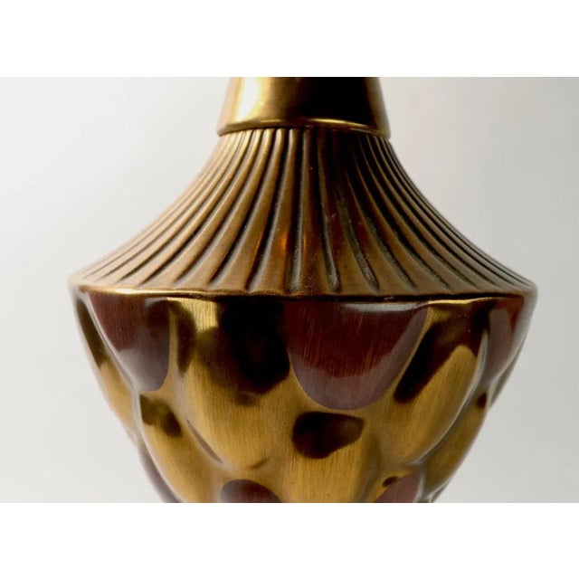 1970s Mid-Century Table Lamp With Metallic Finish For Sale In New York - Image 6 of 9
