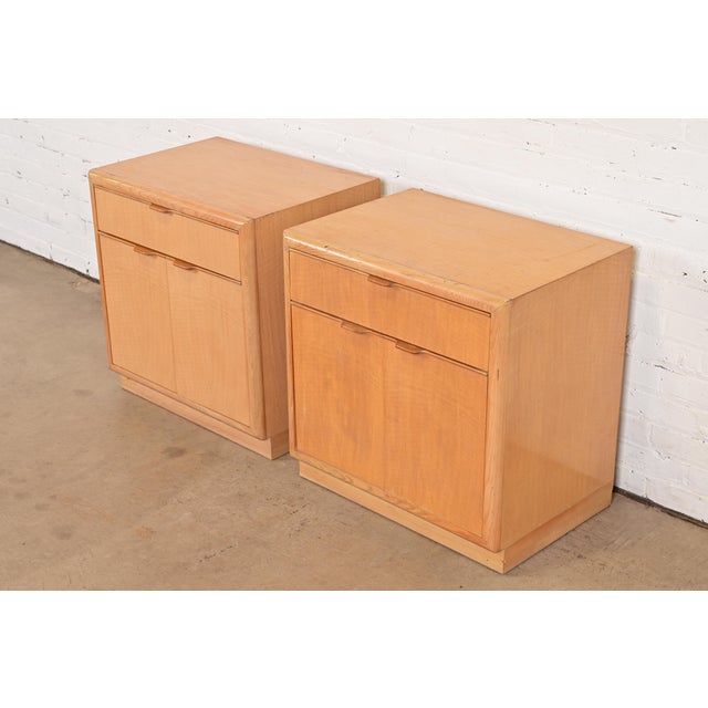 1980s 1980s Drexel Heritage Modern Art Deco Nightstands, Pair For Sale - Image 5 of 16