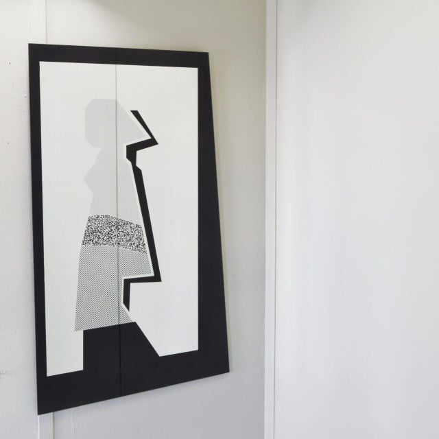Mid-Century Modern Italian Postmodern Screen-Printed Black Glass Mirror, 1980s For Sale - Image 3 of 10