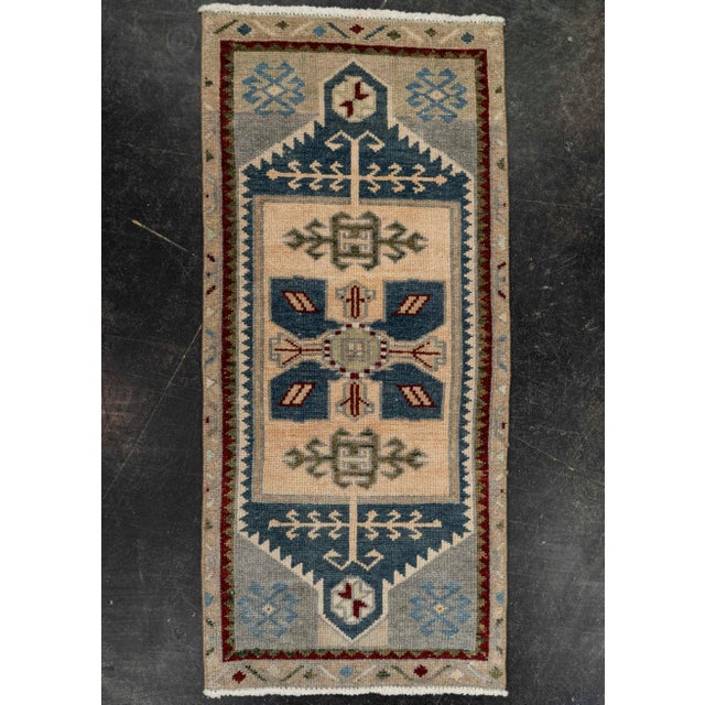 Gray Turkish Mini Rug Oriental Hand Knotted Vintage Rug 1'6" x 3'4" #21105 For Sale - Image 8 of 8