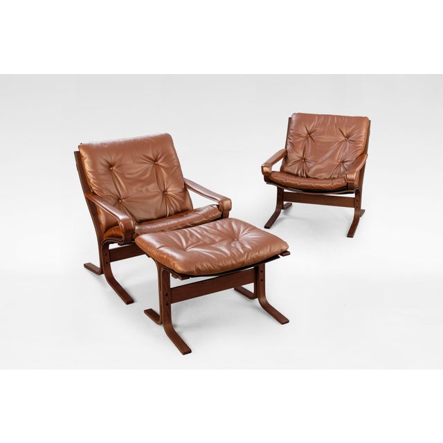 Vintage Siesta Chairs and Ottoman in Cognac Leather and Plywood by Ingmar Relling for Westnofa, 1960s, Set of 3 For Sale - Image 6 of 6