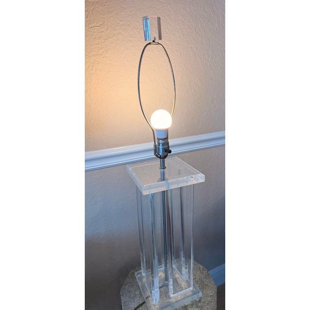 Vintage Mid-Century Modern Monumental "Four-Column" Lucite Table Lamp For Sale - Image 12 of 12