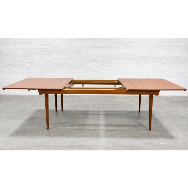 Finn Juhl Fd 540 Teak Extension Dining Table by France & Son, C. 1950’s For Sale In New York - Image 6 of 10