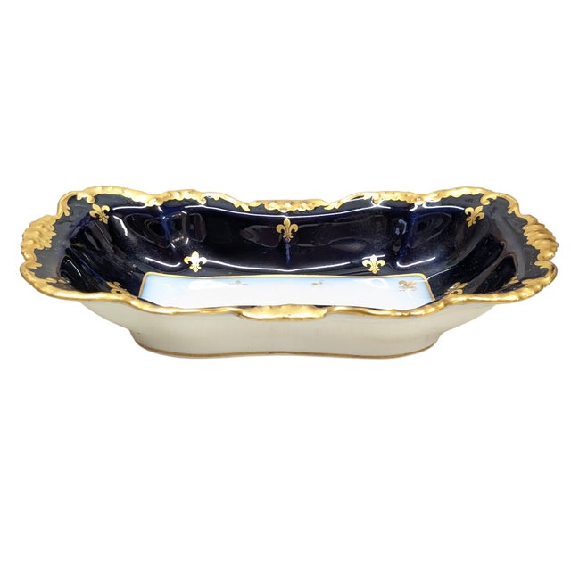 French Late 19th Century J. Pouyat Limoges Porcelain Fleur De Lis Royal Blue & Gold Gilt Tray For Sale - Image 3 of 4