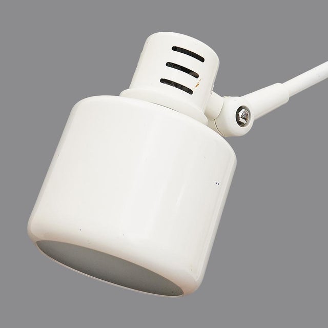 White Adjustable Studio Clamp Lamp by Olaf Von Bohr for Valenti, 1970s For Sale - Image 8 of 16