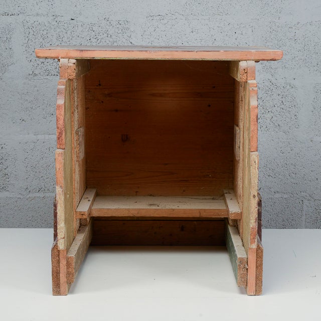 Lacquered Stool with Red and Green Base, 18th Century For Sale - Image 6 of 16