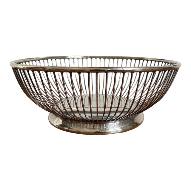Late 20th Century Silverplated Wire Bread Basket For Sale