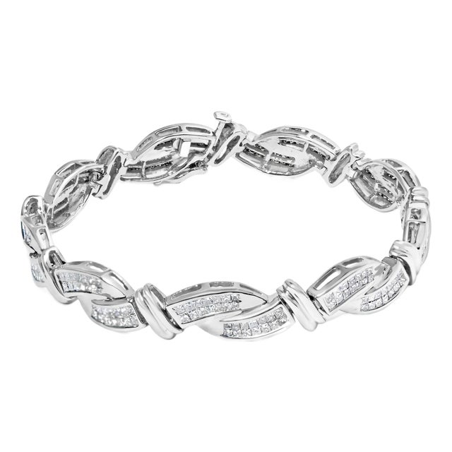 14K White Gold 4.0 Cttw Invisble Set Princess-Cut Diamond Wave Style Link Bracelet (H-I Color, SI2-I1 Clarity) - 7" For Sale