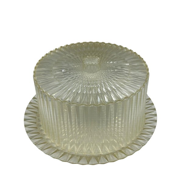 Vintage Acrylic Crystal Cake Plate With Lid For Sale In Orlando - Image 6 of 7