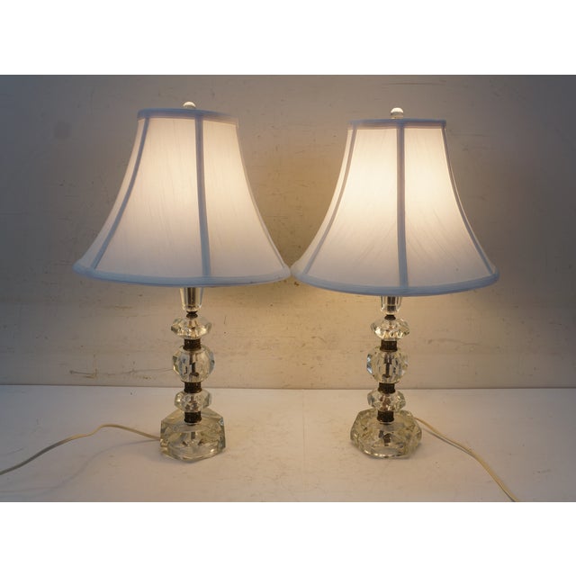 Mid 20th Century Stacked Prism Crystal Boudoir Vanity Table Lamps - a Pair For Sale - Image 4 of 14