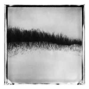 Frozen Beach #7 - Black and White Analogue Landscape Photography 2022