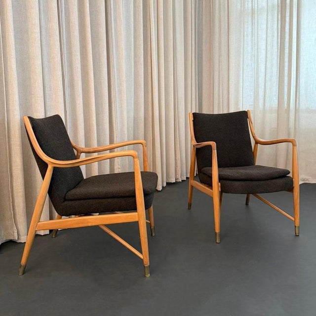 Mid-Century Modern 1980s Pair of Mid-Century Modern Finn Juhl Model 45 Style Open Armchairs For Sale - Image 3 of 12
