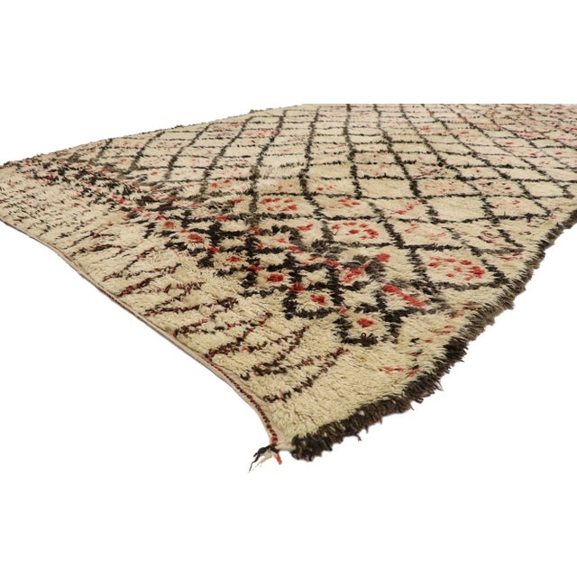 21394 Vintage Moroccan Beni Ourain Rug, 06'06 x 11'02. Emanating nomadic charm with incredible detail and texture, this...