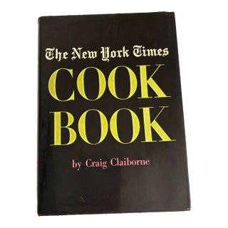 Vintage the New York Times Cook Book - 1961 - Decorative Cookbook For Sale