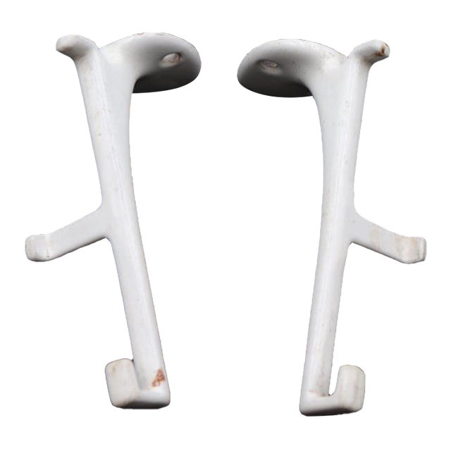 Pair of Vintage White Enameled Cast Iron Shelf Brackets For Sale