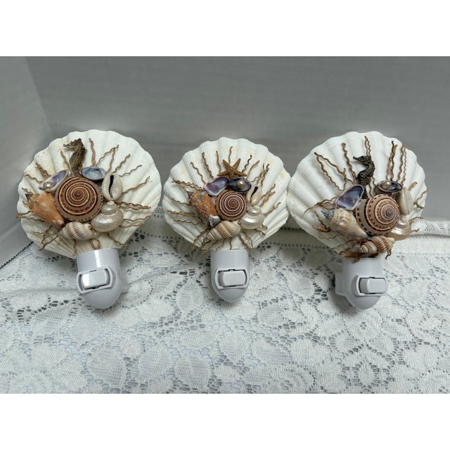 Natural Beach House Seashell Adorned Nightlight For Sale In Sacramento - Image 6 of 11