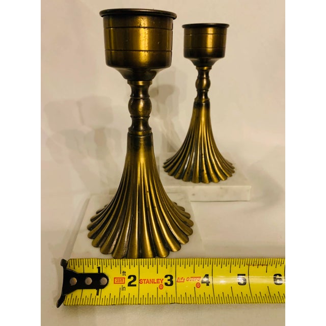 Mid 20th Century Hollywood Regency White Marble and Brass Candlesticks - Set of 2 For Sale - Image 11 of 13