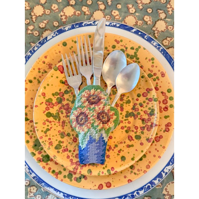 Vintage Needlepoint Sunflower Flatware Bouquet Pocket Holders, Set of 4 For Sale In Dallas - Image 6 of 8