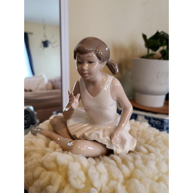 Traditional Sitting Ballerina - Nao by Lladro Porcelain Figurine For Sale - Image 3 of 7