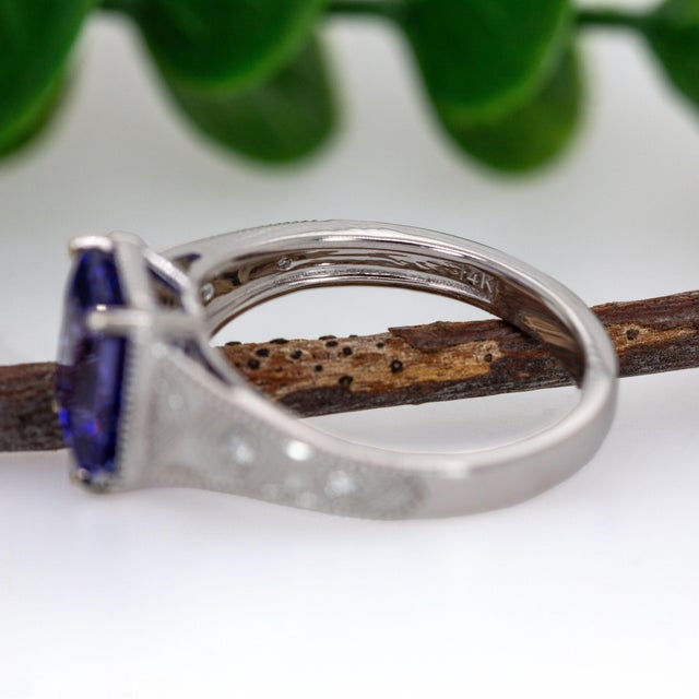 Metal 2.8cts Deluxe Tanzanite Ring W Diamond Accents in Solid 14k Gold | Em 9x7mm, Size 6.75 For Sale - Image 7 of 7