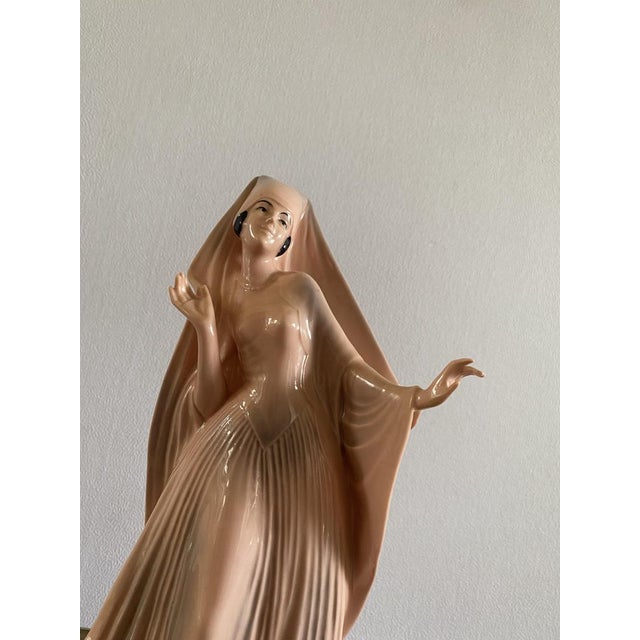 Beige Art Deco Pink Porcelain Sculpture of Lady, Germany, 1920s For Sale - Image 8 of 12