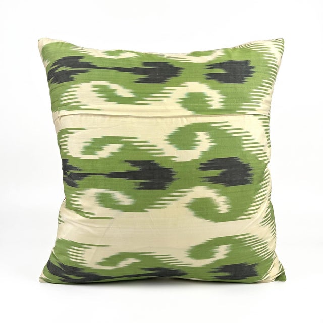 Contemporary Outpost Original Mauve Embroidered Suzani Pillow For Sale - Image 4 of 6