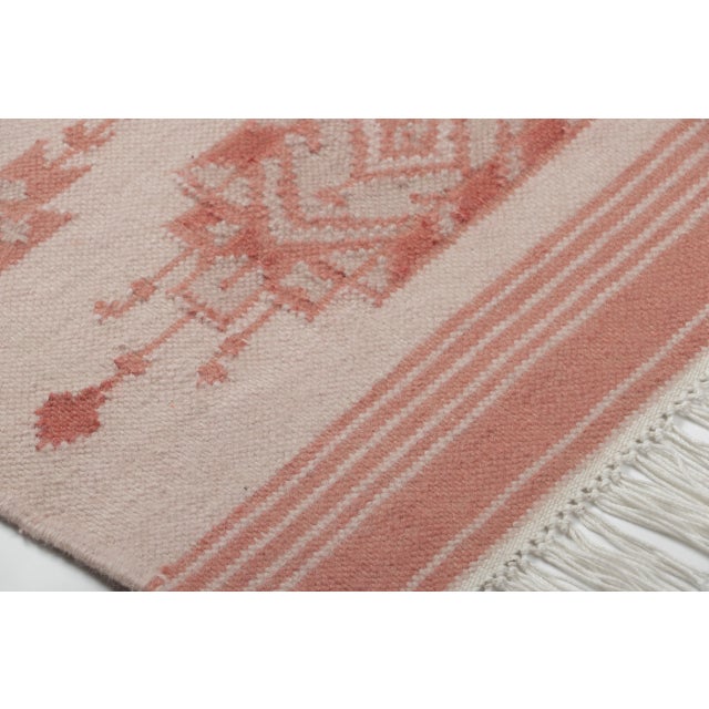 Rug & Kilim Contemporary Geometric Medallion Wool Gift-Sized Rug by Rug & Kilim, India For Sale - Image 4 of 4